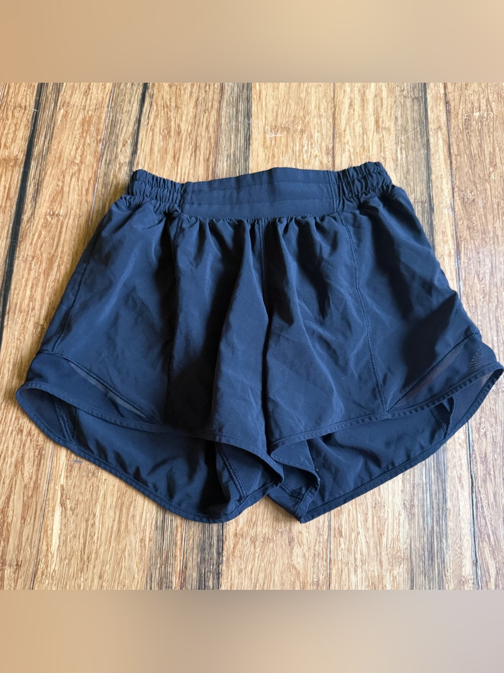 Lululemon Hotty Hot Short Long Black Size 4